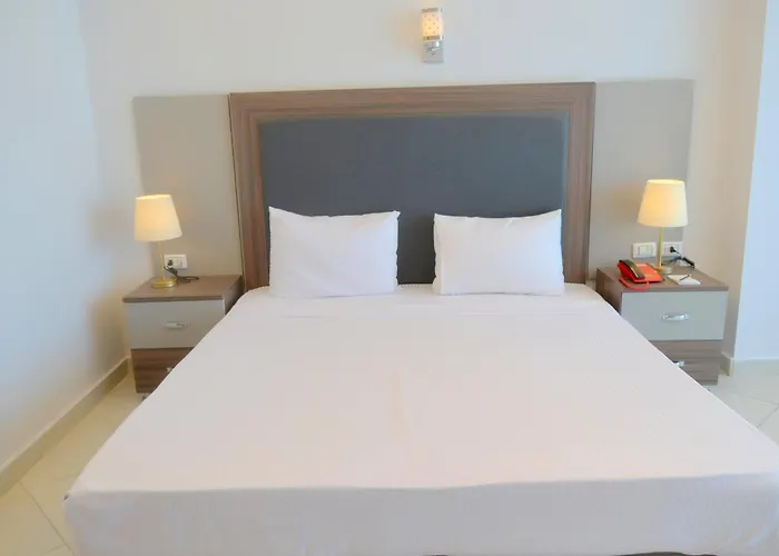 Elite Sea Sky Apartmanhotel Gurdaka